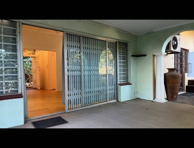 3 BEDROOM SECTIONAL TITLE TO LET IN MUSGRAVE